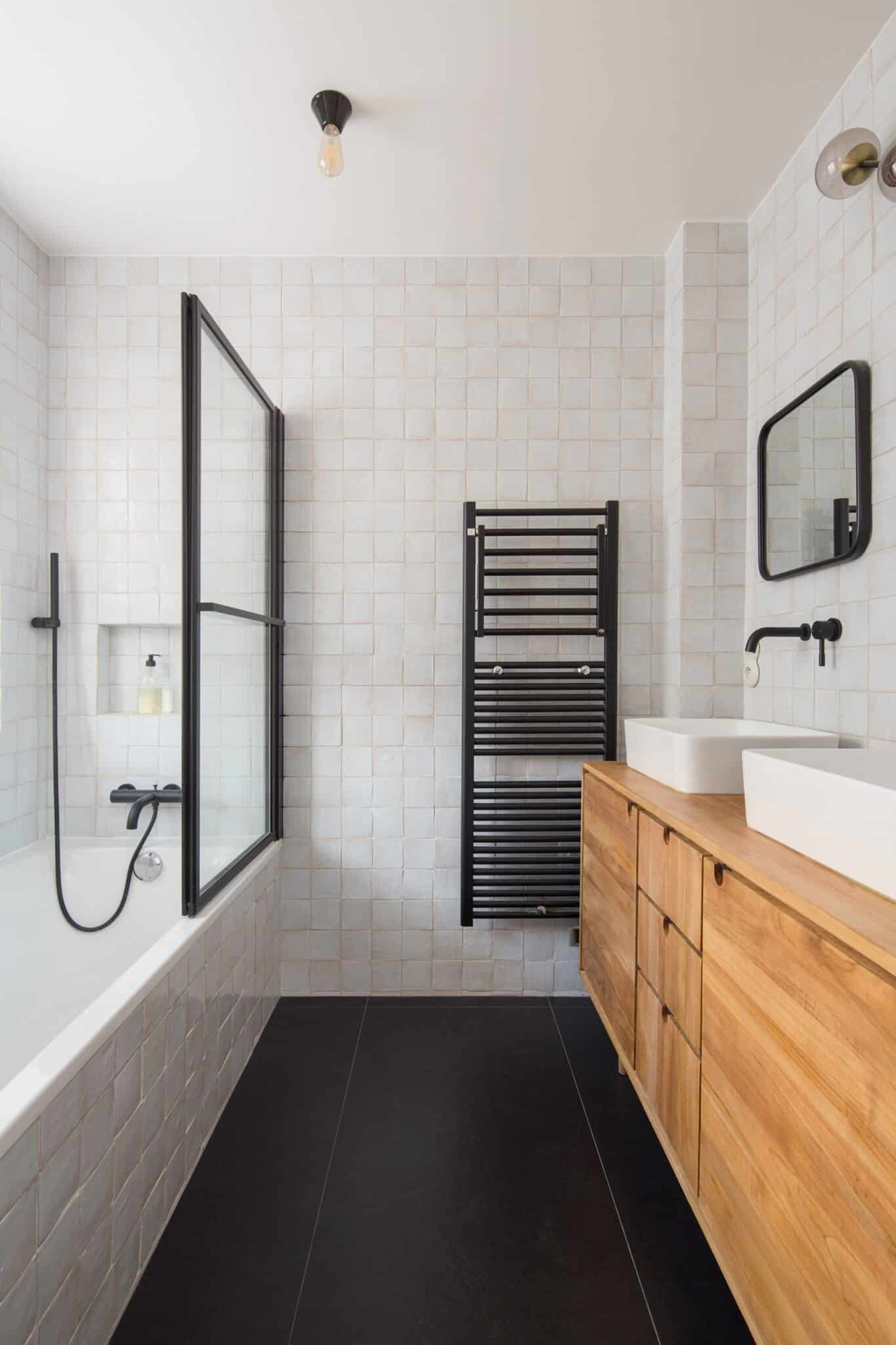Détail rénovation salle de bain à Paris 8ème - Azurix