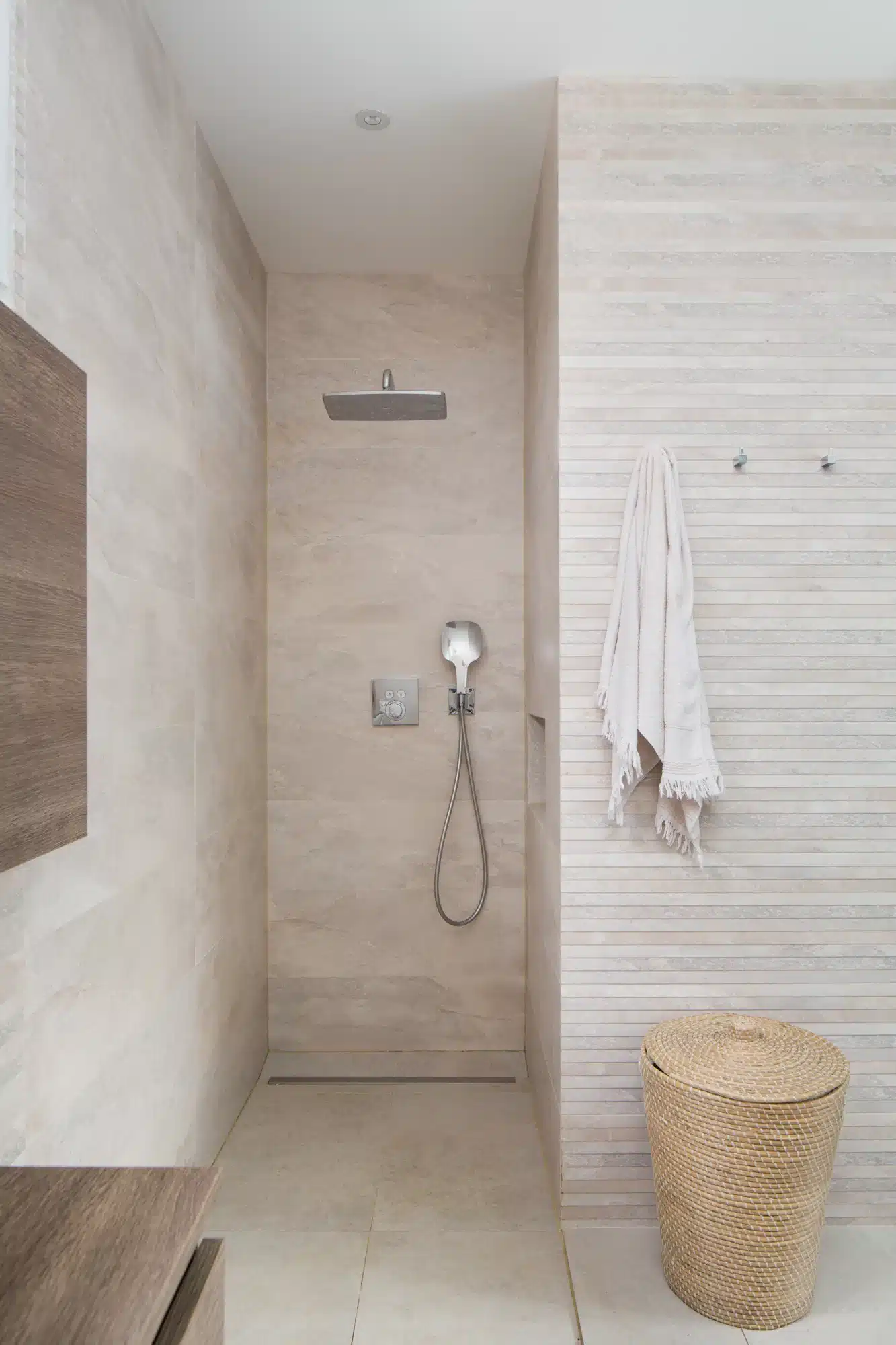 Finitions de douche à l italienne par Azurix