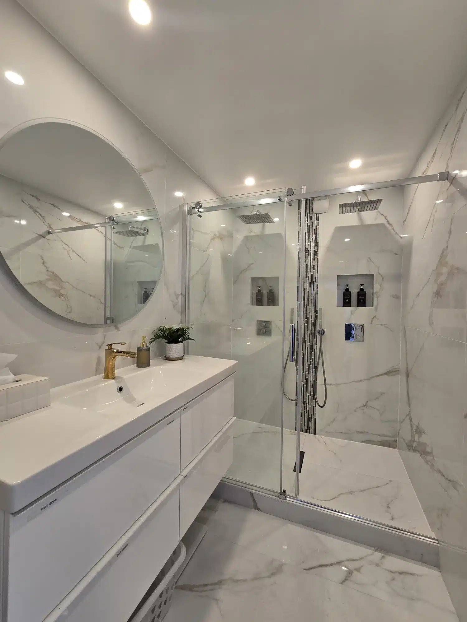Détail de salle de bain rénovée à Paris 13