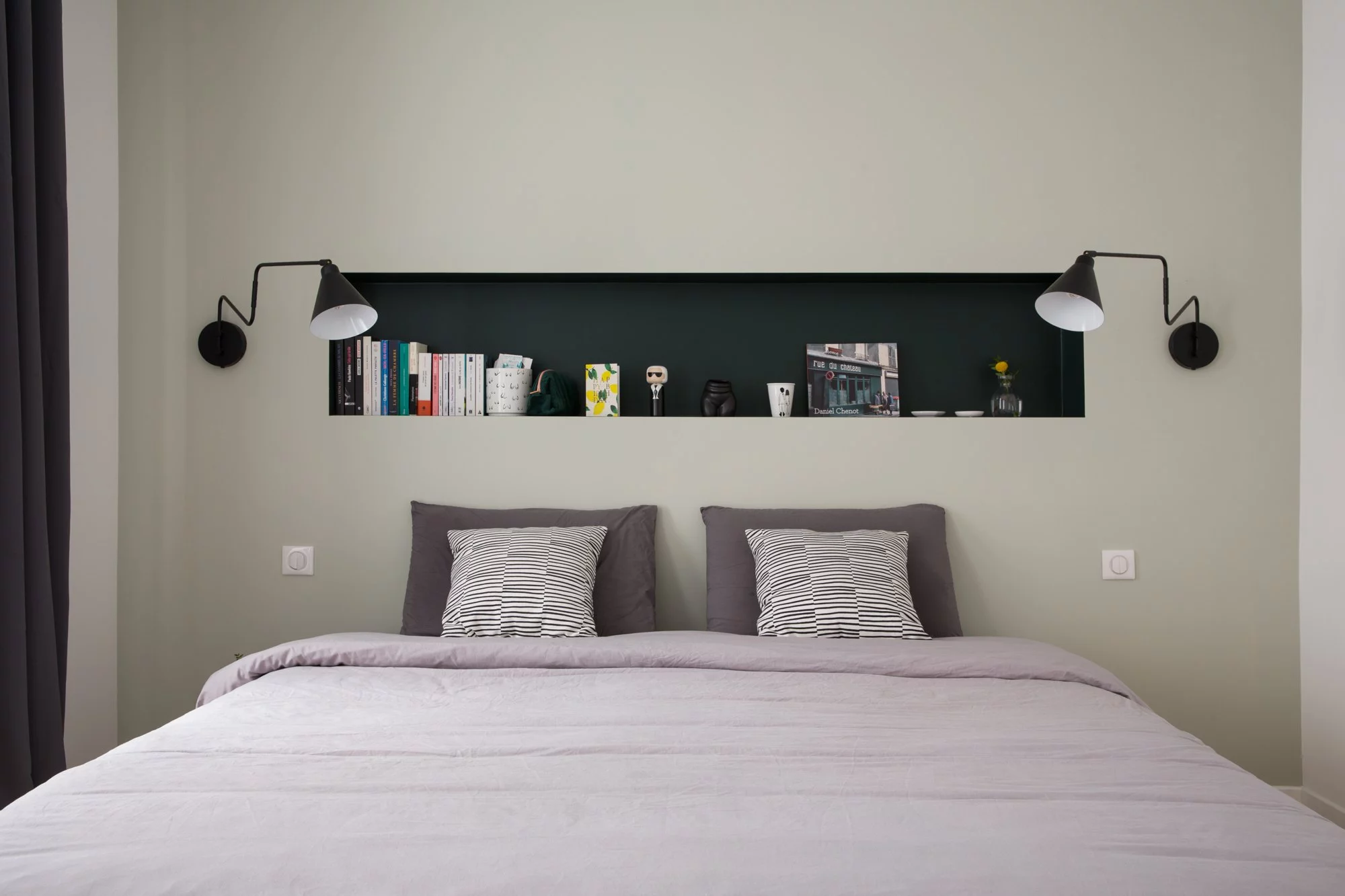Tête de lit et niche sur mesure, rénovation Azurix